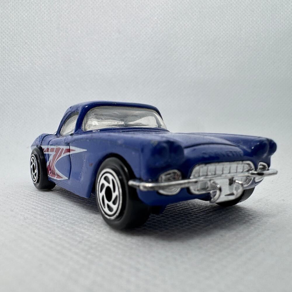 1982 Matchbox 1962 Metallic Blue W Pink Design Corvette Made In Thailand